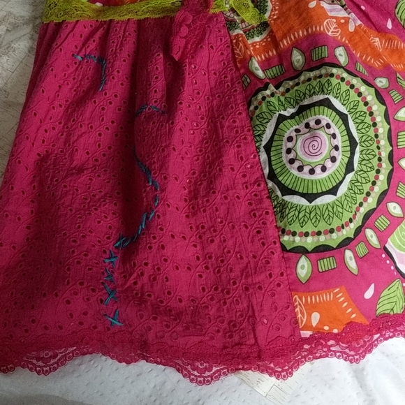 Fun sundress - Picture 4 of 4